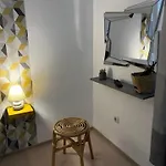 Art Atelier Geri With A Terrace, Free Parking & Wi-fi *