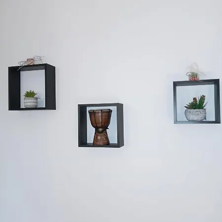 Lejlighed Art Atelier Geri With A Terrace, Free Parking & Wi-fi