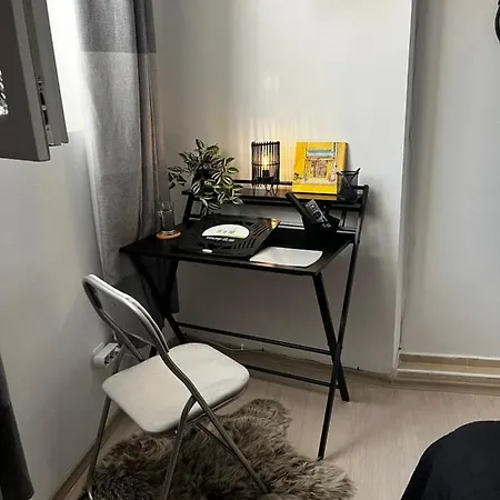 Art Atelier Geri With A Terrace, Free Parking & Wi-fi * Blagoevgrad