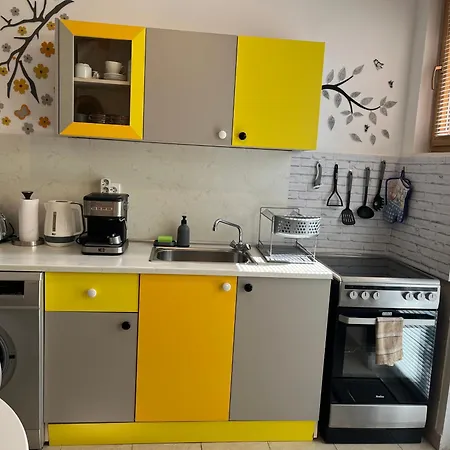 Art Atelier Geri With A Terrace, Free Parking & Wi-fi Apartment